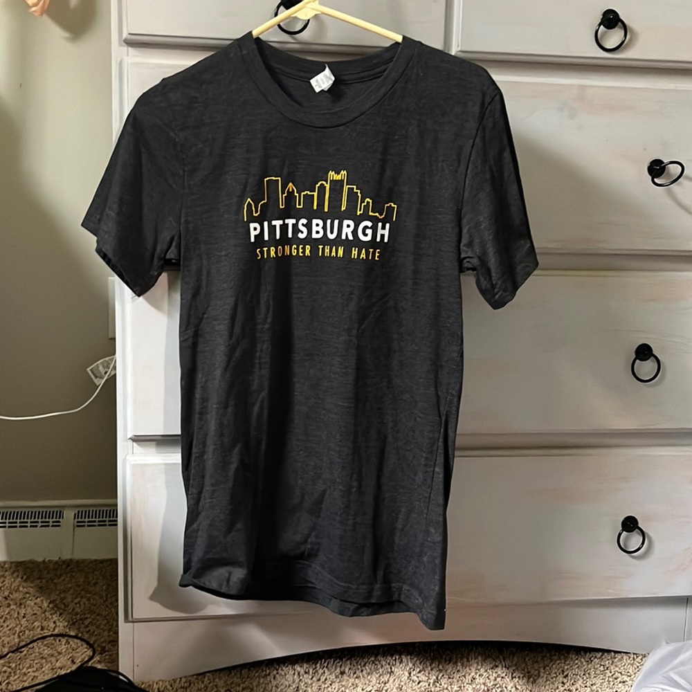 It’s a darker gray shirt. I liked it just is to small for me now